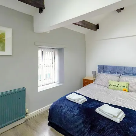 Apartment Headingley 2 Bedroom Flat Near Universities Shops& Park *