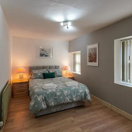 Apartment Headingley 2 Bedroom Flat Near Universities Shops& Park Leeds (West Yorkshire)